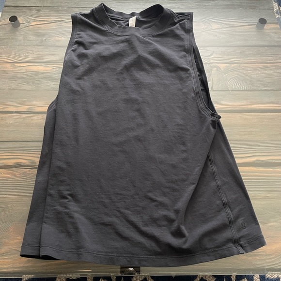 lululemon athletica Tops - lululemon athletica Black Muscle Tee